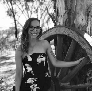 Meet your Posher, Hayley